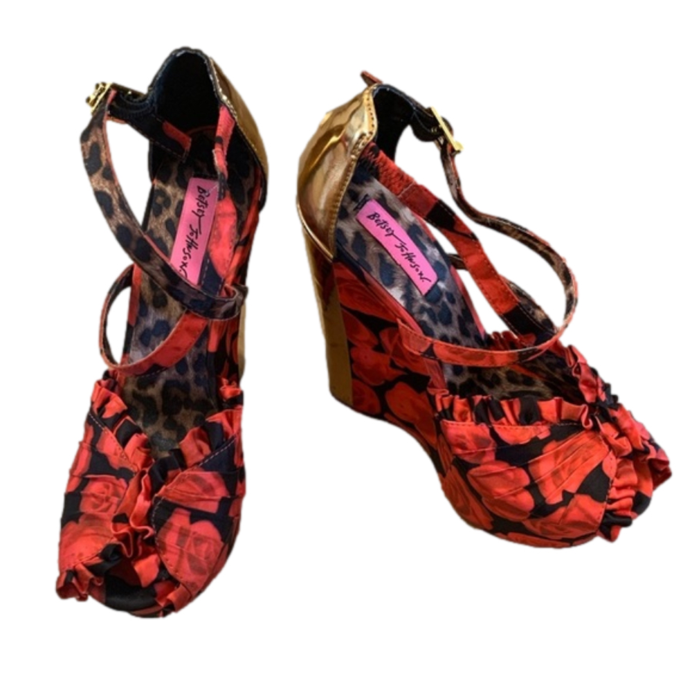 Betsey Johnson Red Rose Floral Gold Wedge Platform Heels - Picture 2 of 14